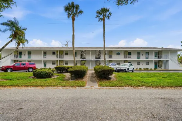 3900 ROXANE BLVD #10A, Sarasota, FL 34235