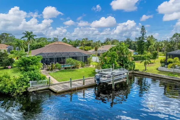 2555 DIXON TER, Port Charlotte, FL 33981