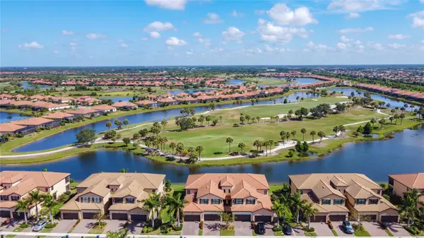 10796 TARFLOWER DR #101, Venice, FL 34293