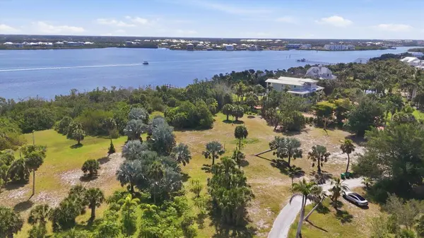 10450 SUNNY DREAMS TER, Placida, FL 33946