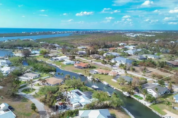 170 SPYGLASS ALY, Placida, FL 33946