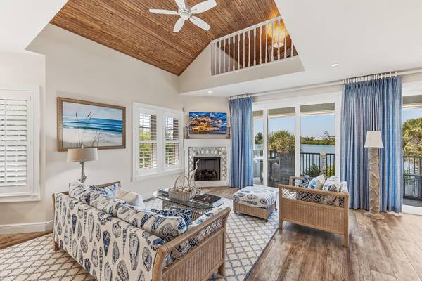 40 SEAWATCH LAKE DR, Boca Grande, FL 33921