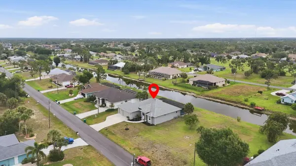 48 LONG MEADOW LN, Rotonda West, FL 33947