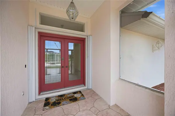 63 CLUBHOUSE RD, Rotonda West, FL 33947