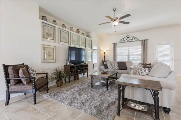 1 PHEASANT DR, Palm Coast, FL 32164