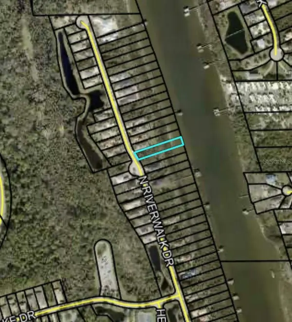 38 N RIVERWALK DR, Palm Coast, FL 32137