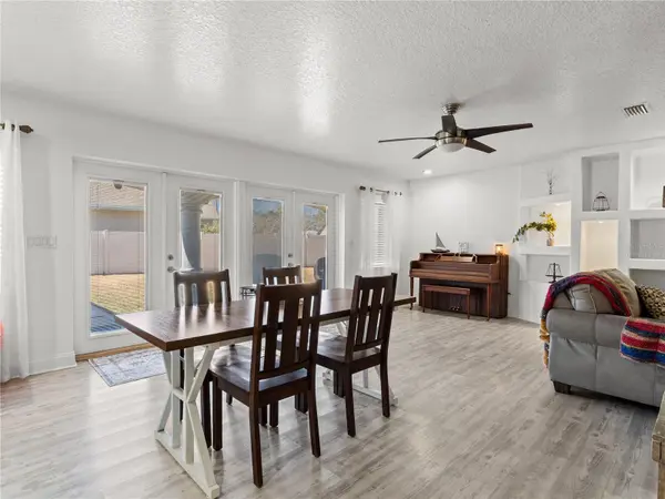 14 WHETSTONE LN, Palm Coast, FL 32164