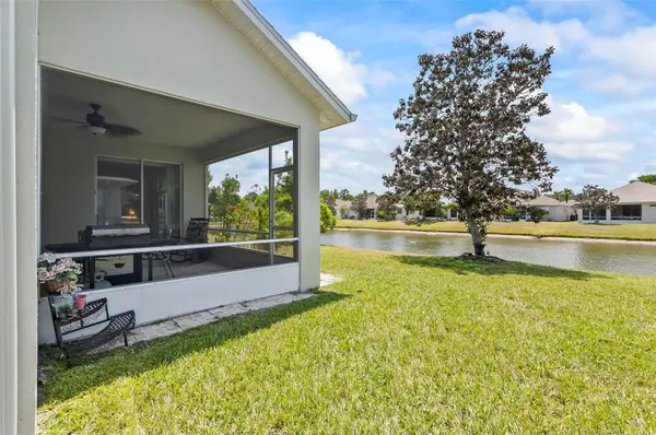 19 RAINTREE CIR, Palm Coast, FL 32164