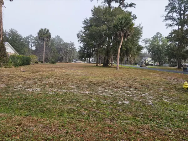 000 MOUNT ROYAL AVE, Crescent City, FL 32112