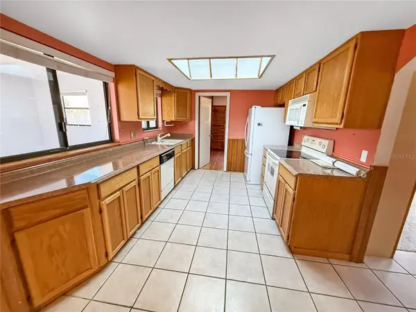 1650 BURGUNDY ST SE, Palm Bay, FL 32909
