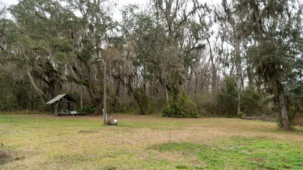 455 W RIVER RD, Palatka, FL 32177