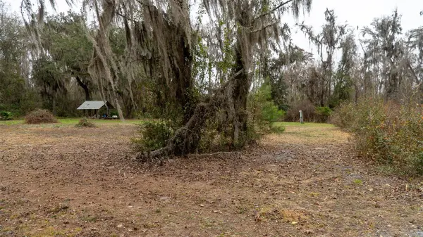 455 W RIVER RD, Palatka, FL 32177