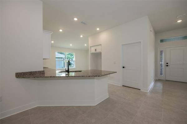 7 ZIRCON CT, Palm Coast, FL 32164
