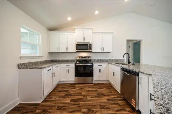 21 RICHMOND DR, Palm Coast, FL 32164