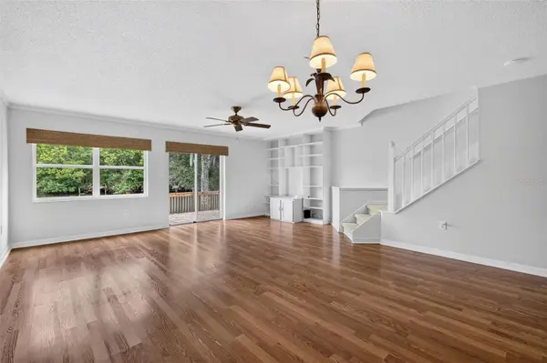525 LAKE BRIDGE DR, Ormond Beach, FL 32174