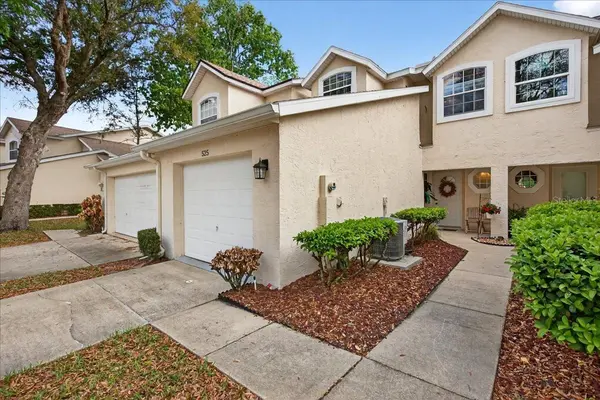 525 LAKE BRIDGE DR, Ormond Beach, FL 32174