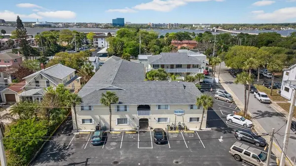 102 S PENINSULA DR #202, Daytona Beach, FL 32118