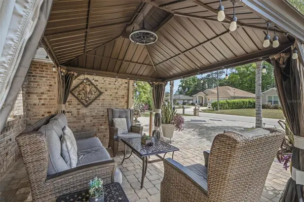 11 BANNERWOOD LN, Palm Coast, FL 32137