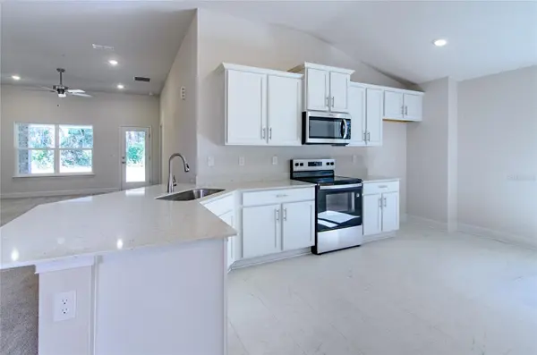 14 WENDOVER LN, Palm Coast, FL 32164