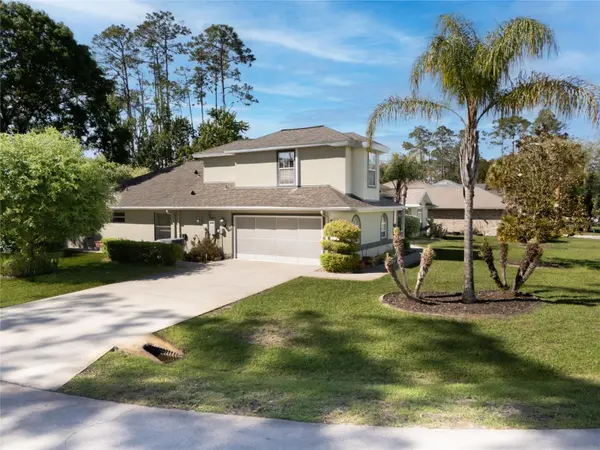 40 EDGEWATER DR, Palm Coast, FL 32164