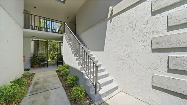32 NAVARRA CT, St Augustine, FL 32086