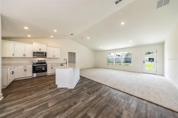 48 PHEASANT DR, Palm Coast, FL 32164