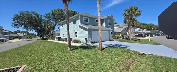 68 BRISTOL LN, Palm Coast, FL 32137
