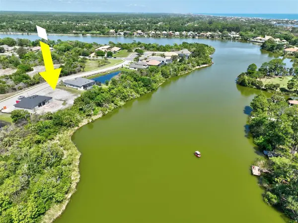 128 N LAKEWALK DR, Palm Coast, FL 32137