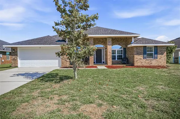 18 EAGLE LAKE DR, Flagler Beach, FL 32136