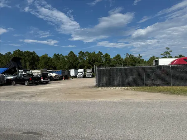 3330 STEEL RAIL DR DR #1, Bunnell, FL 32110