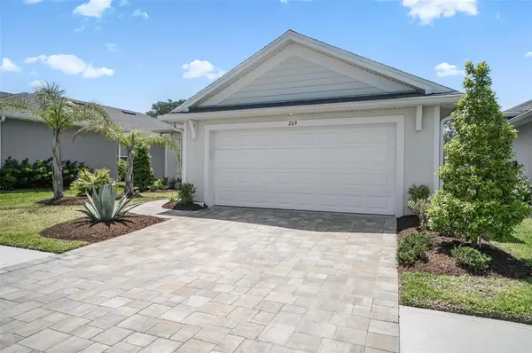 209 HAWTHORN AVE, Palm Coast, FL 32164
