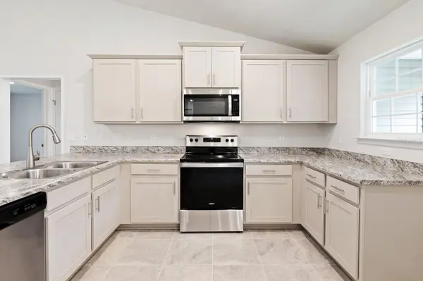 9 LAMAR LN, Palm Coast, FL 32137