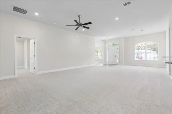 39 BIRCHWOOD DR, Palm Coast, FL 32137