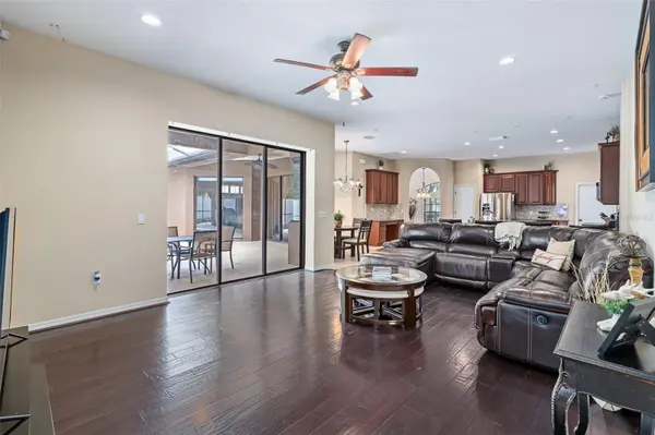 1059 NATURAL OAKS DR, Orange City, FL 32763