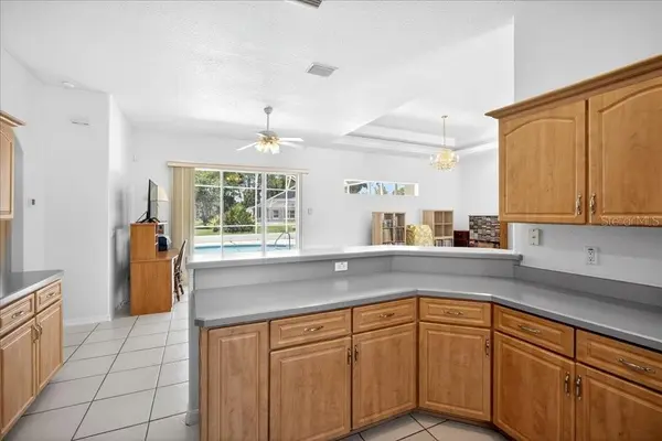 25 WESTMINSTER DR, Palm Coast, FL 32164