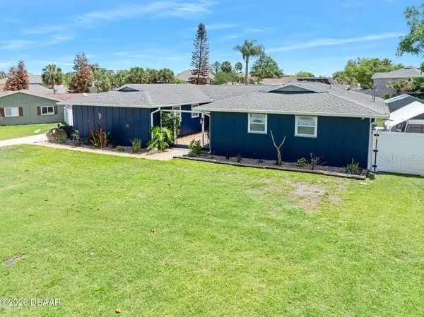 18 TOMOKA OAKS BLVD, Ormond Beach, FL 32174