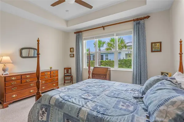 466 MARGARITAVILLE AVE, Daytona Beach, FL 32124