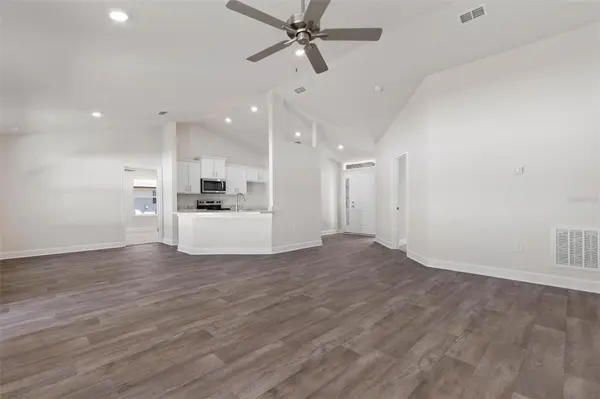 105 PALMWOOD DR, Palm Coast, FL 32164