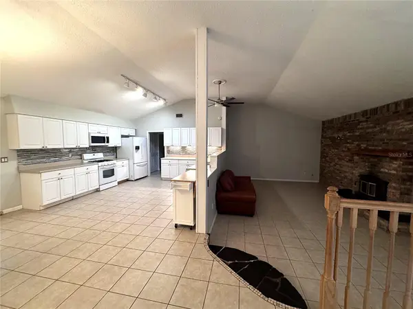 3 ELIZABETH DR E, Palm Coast, FL 32137