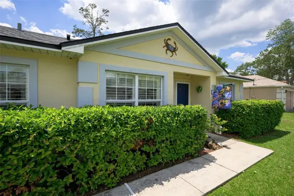 18 PHOENIX LN, Palm Coast, FL 32164
