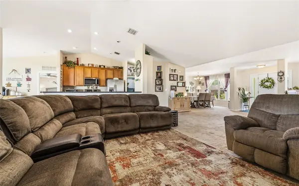 33 ROYAL LEAF LN, Palm Coast, FL 32164