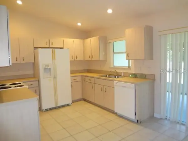 11 PONTIAC LN #B, Palm Coast, FL 32164