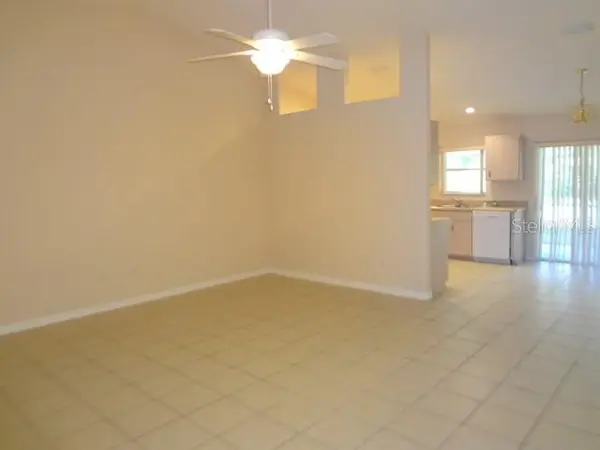 11 PONTIAC LN #B, Palm Coast, FL 32164