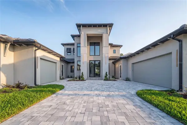16118 PENDIO DR, Montverde, FL 34756