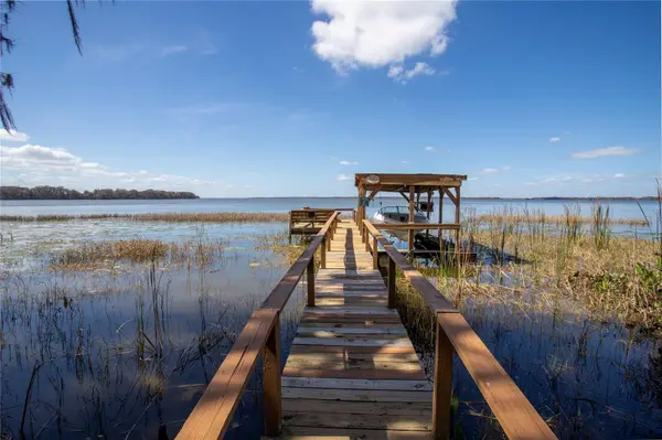 31035 COVE RD, Tavares, FL 32778