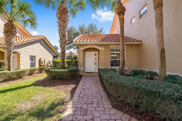 5427 COMPASS PT #1, Oxford, FL 34484