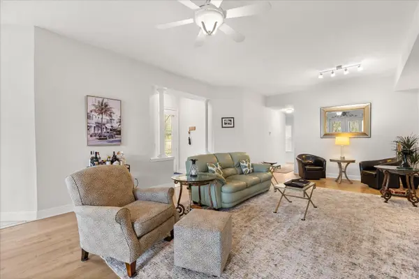 102 CAMINO REAL BLVD #102, Howey In The Hills, FL 34737