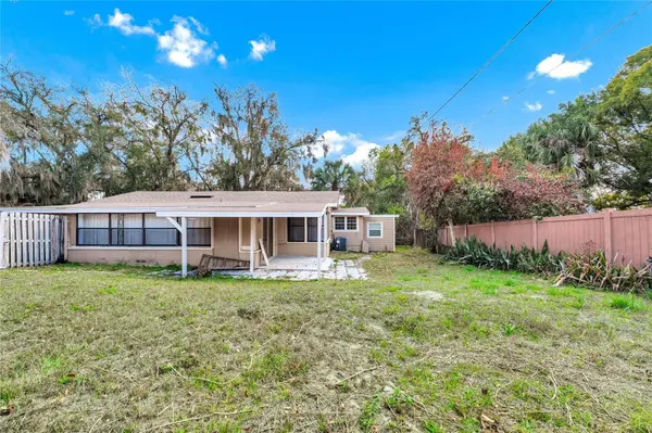 1244 LAKE AVE, Clermont, FL 34711