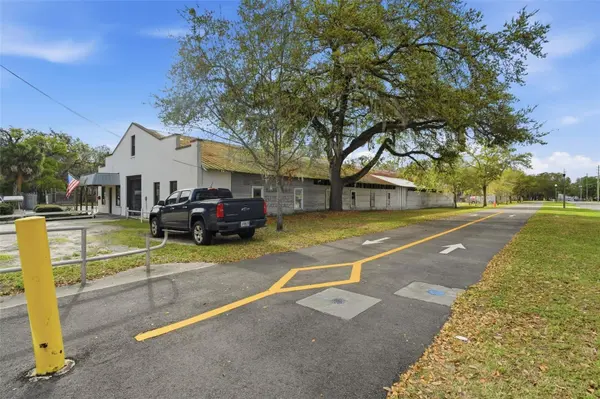 210 5TH ST, Apopka, FL 32703