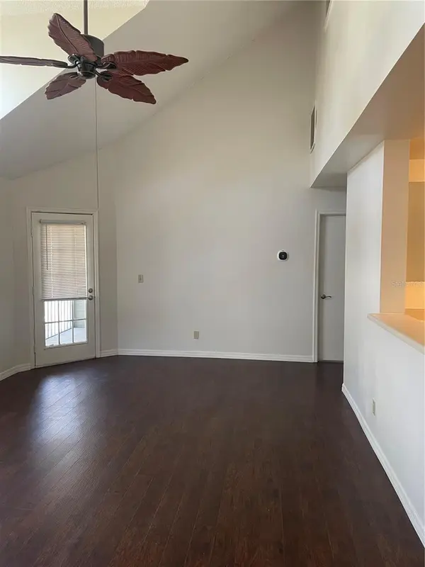 5992 WESTGATE DR #302, Orlando, FL 32835